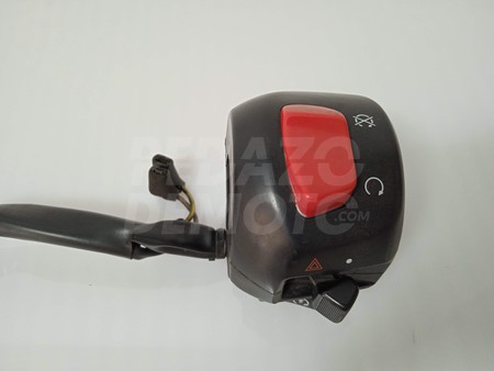 Conmutador luces derecho Yamaha T-Max 500 2004 - 2007