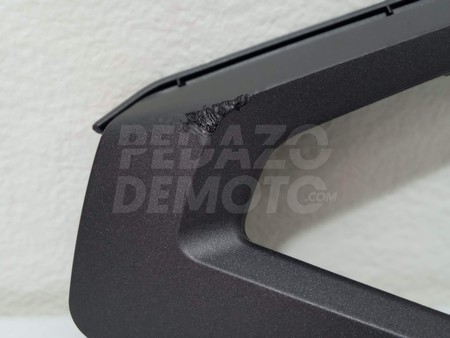 Embellecedor lateral derecho Honda Forza Top Box 125 2018 - 2021