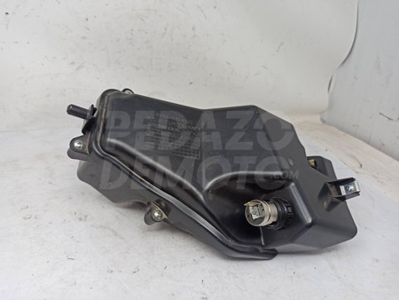 Guantera con toma mechero Honda PCX 125 2014 - 2018