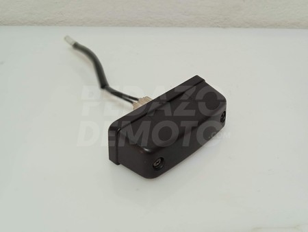 Luz matrícula Suzuki GSR 600 2006 - 2009