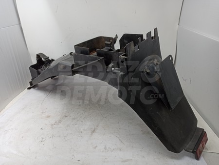 Paso de rueda con portamatrículas Yamaha TZR 50 1997 - 2005