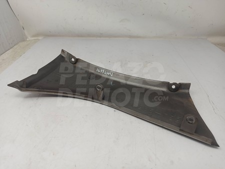 Quilla frontal izquierda Yamaha T-Max 500 2001 - 2003