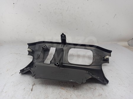 Tapa contraescudo clausor Suzuki Burgman 400 2006 - 2013