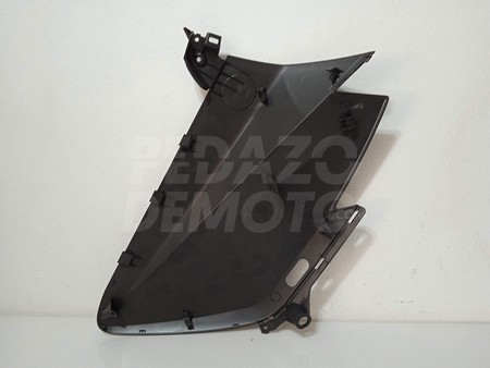 Tapa frontal derecha Yamaha T-Max 530 2015 - 2018