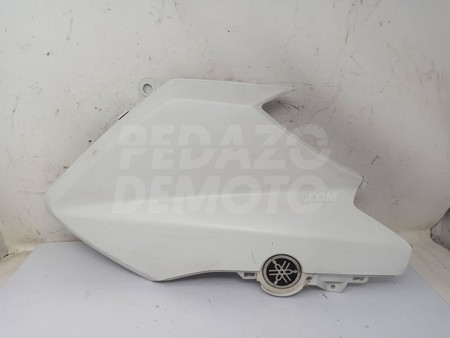 Tapa frontal derecha Yamaha X-Max 400 2014 - 2017