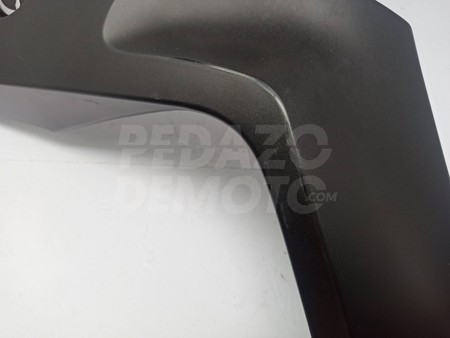 Tapa frontal inferior derecha Yamaha X-Max 250 2018 - 2021