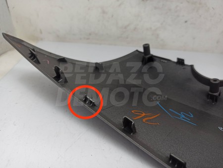 Tapa frontal izquierda Yamaha X-Max 125 2018 - 2021