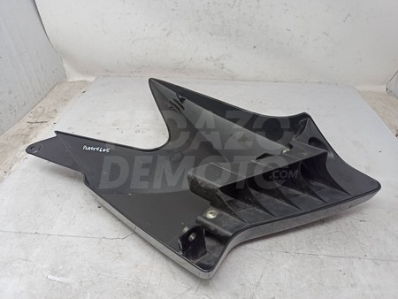 Tapa frontal izquierdo Yamaha YBR 125 2010 - 2014