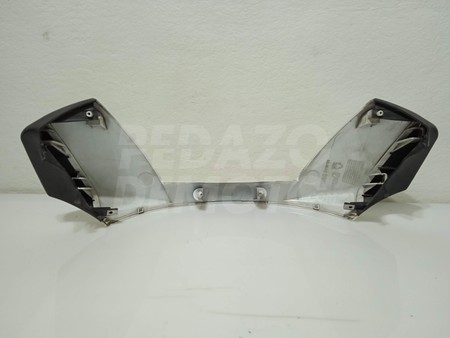 Tapa frontal manillar Piaggio X7 250