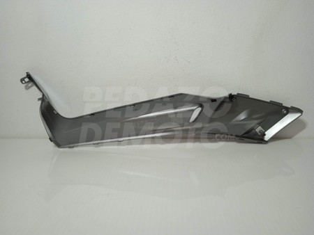 Tapa lateral central derecha Yamaha X-Max 250 2005 - 2009