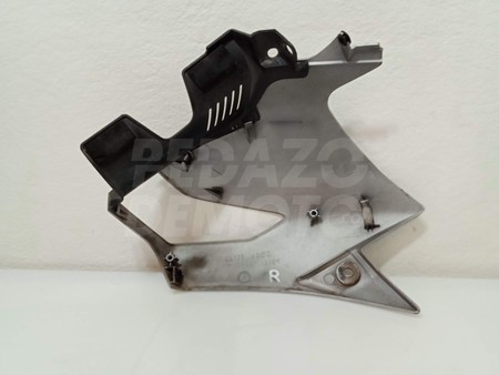 Tapa lateral delantera derecha Suzuki GSR 600 2006 - 2009