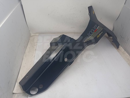 Tapa lateral derecha Honda Scoopy 75 1987 - 1995