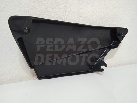 Tapa lateral derecha Yamaha SR- 250 1980 - 1989