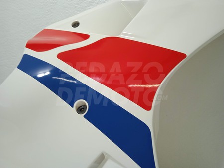 Tapa lateral derecha Yamaha TZR- 125 1987