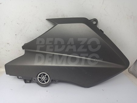 Tapa frontal izquierda Yamaha X-Max 125 2014 - 2017