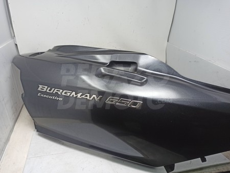 Tapa lateral trasera derecha Suzuki Burgman Executive ABS 650 2002 - 2012