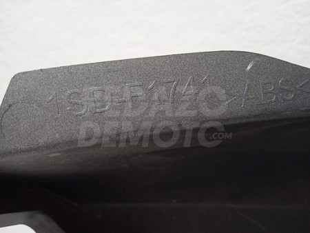 Tapa lateral trasera derecha Yamaha X-Max 125 2014 - 2017