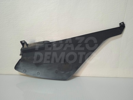 Tapa lateral trasera izquierda Derbi Senda SM 50 1999 - 2002