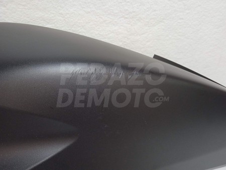 Tapa lateral trasera izquierda Honda Vision  110 0 2021