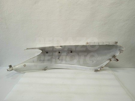 Tapa lateral trasera izquierda Piaggio X7 300