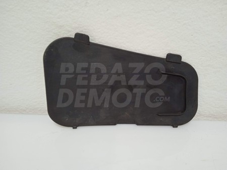 Tapa registro contraescudo izquierda Suzuki Burgman 125 2007 - 2015