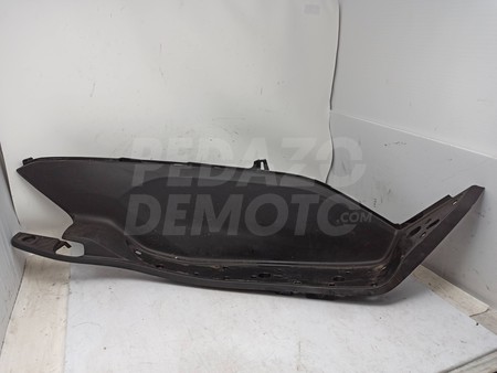 Tapa suelo derecho Honda PCX 125 2013 - 2013