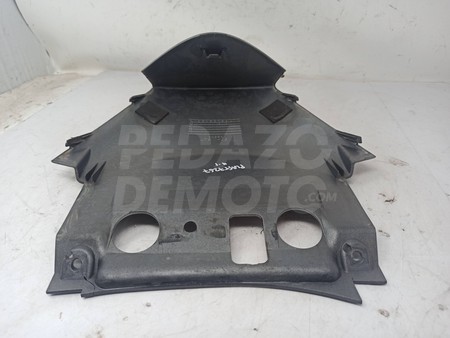 Tapa unión trasera Suzuki Burgman 200 2007 - 2015